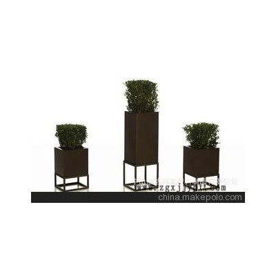 滾塑加工、優(yōu)質(zhì)滾塑制品、LED滾塑燈飾制品