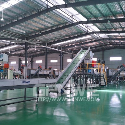 廢舊鹽水瓶破碎設備，全套PP廢塑料清洗處理生產(chǎn)線